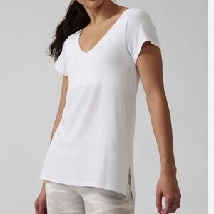 Athleta | Essence Support Top T-Shirt